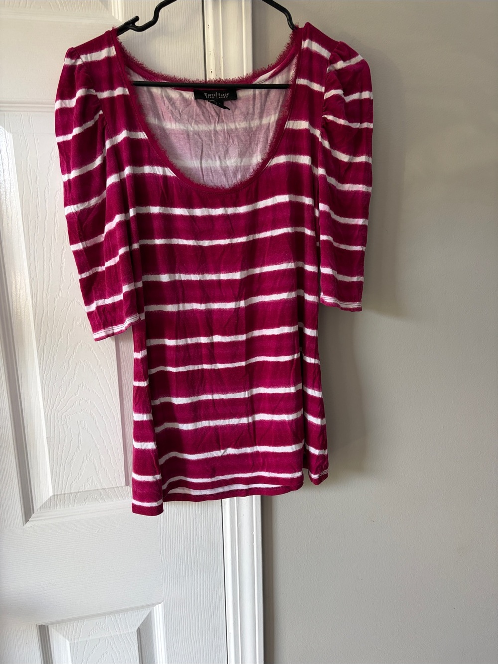 White House Black Market Fuchsia and White Striped Scoop Neck Tee
